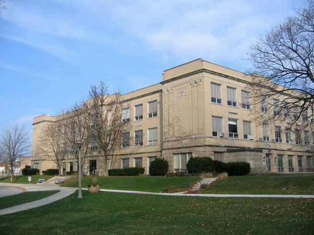 Wheaton central hs.jpg