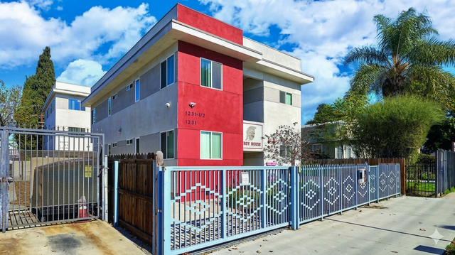 Troy House exterior — street view