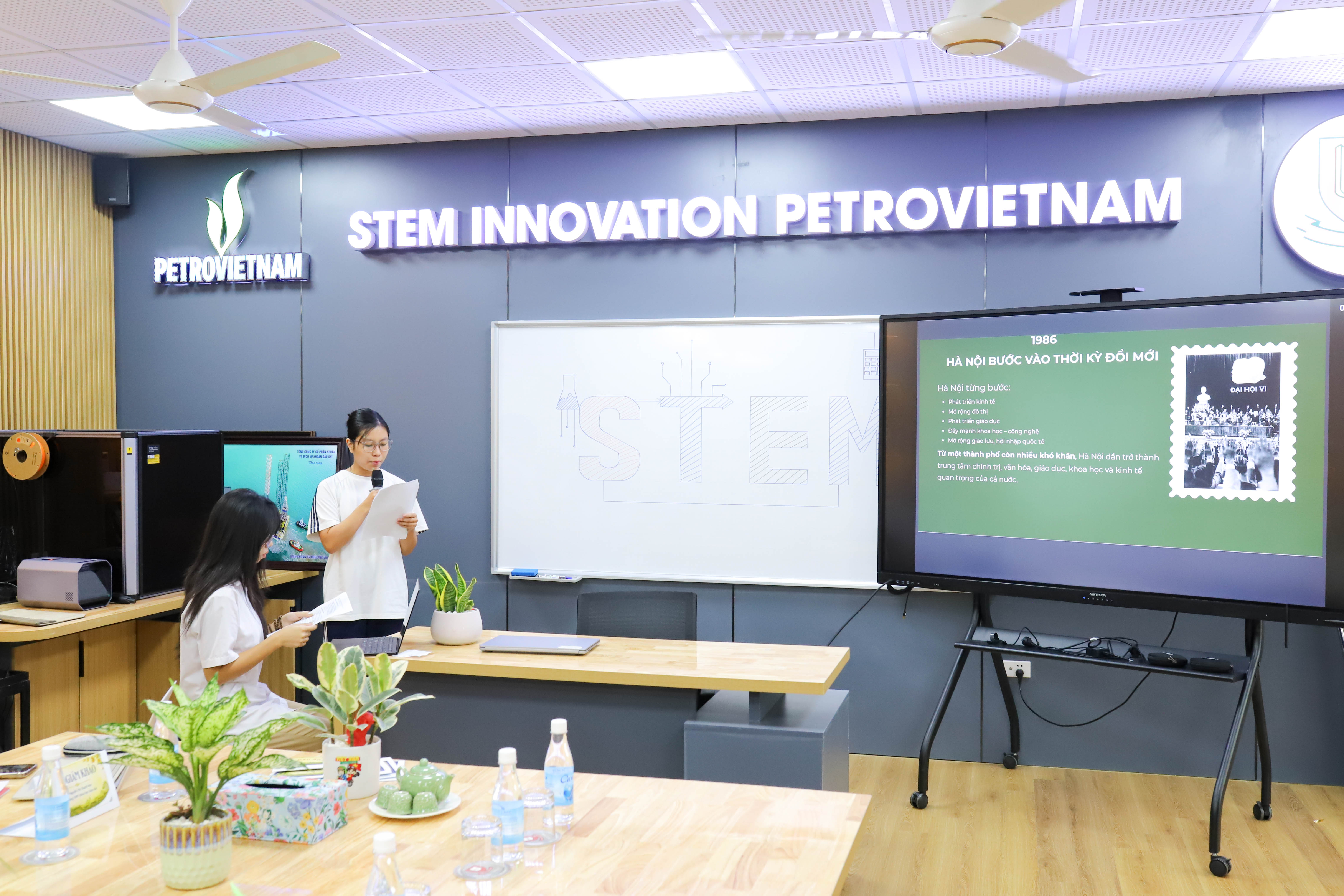 Dấu ấn lịch sử HES 6