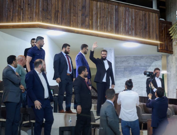 بحضور الرئيس الشرع.. انطلاق بطولة جمال الخيول العربية الأصيلة في الديماس