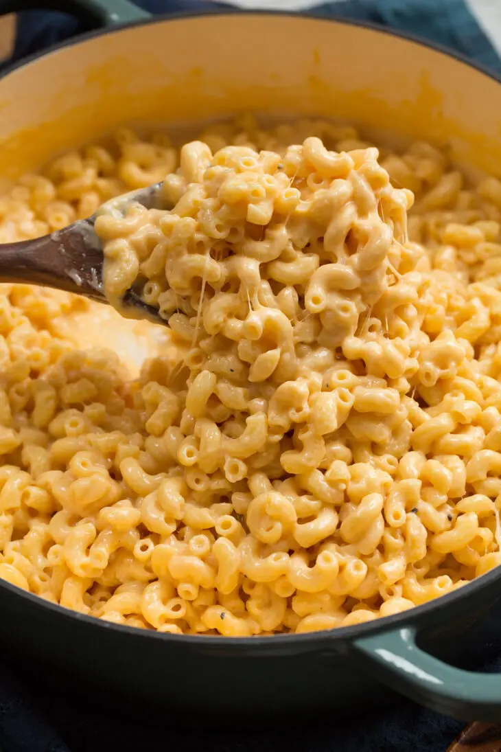 Deliciously Simple One Pot Mac and Cheese Recipe