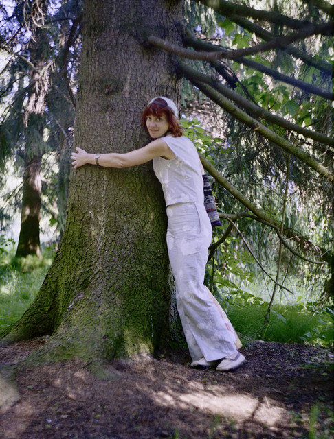 sveta-and-tree.jpg