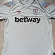 west-ham-18-third1