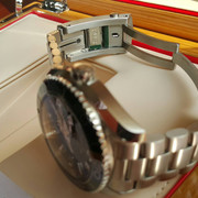 480180