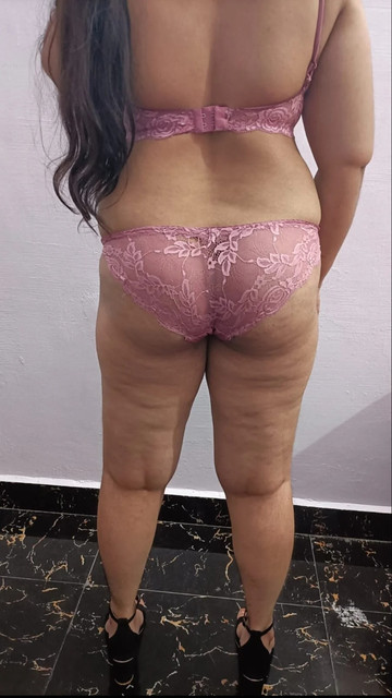 Wife Mom Aunty ki incest dunia with pics & Gifs