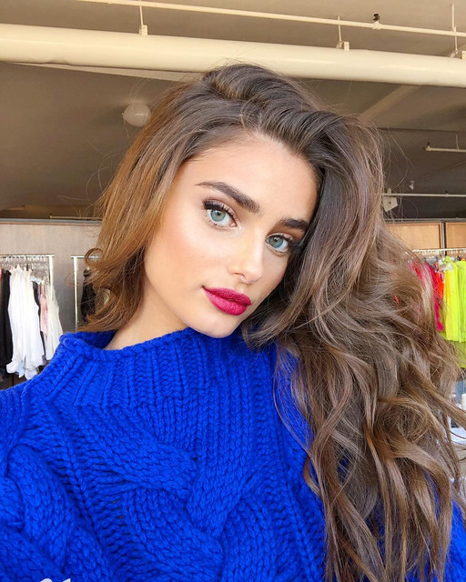 Taylor-Hill-2.jpg