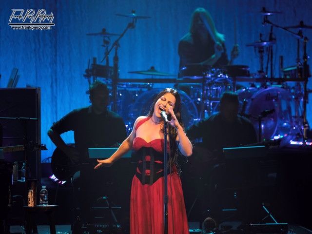 EVANESCENCE