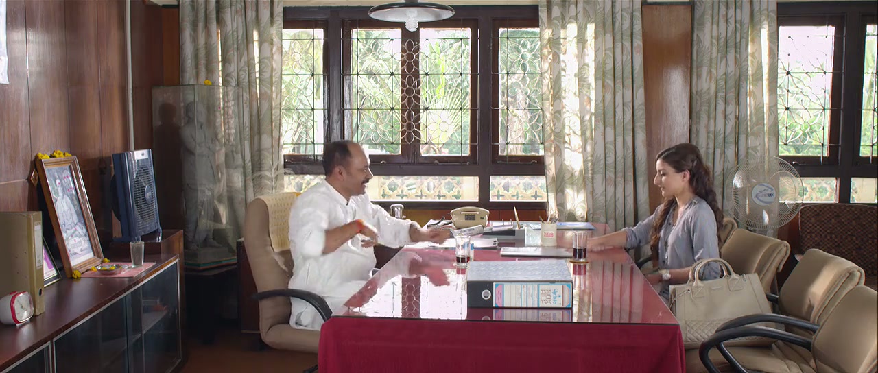 Chaarfutiya Chhokare Screenshot