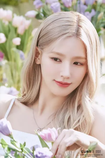 mi yeon g i dle 1247378