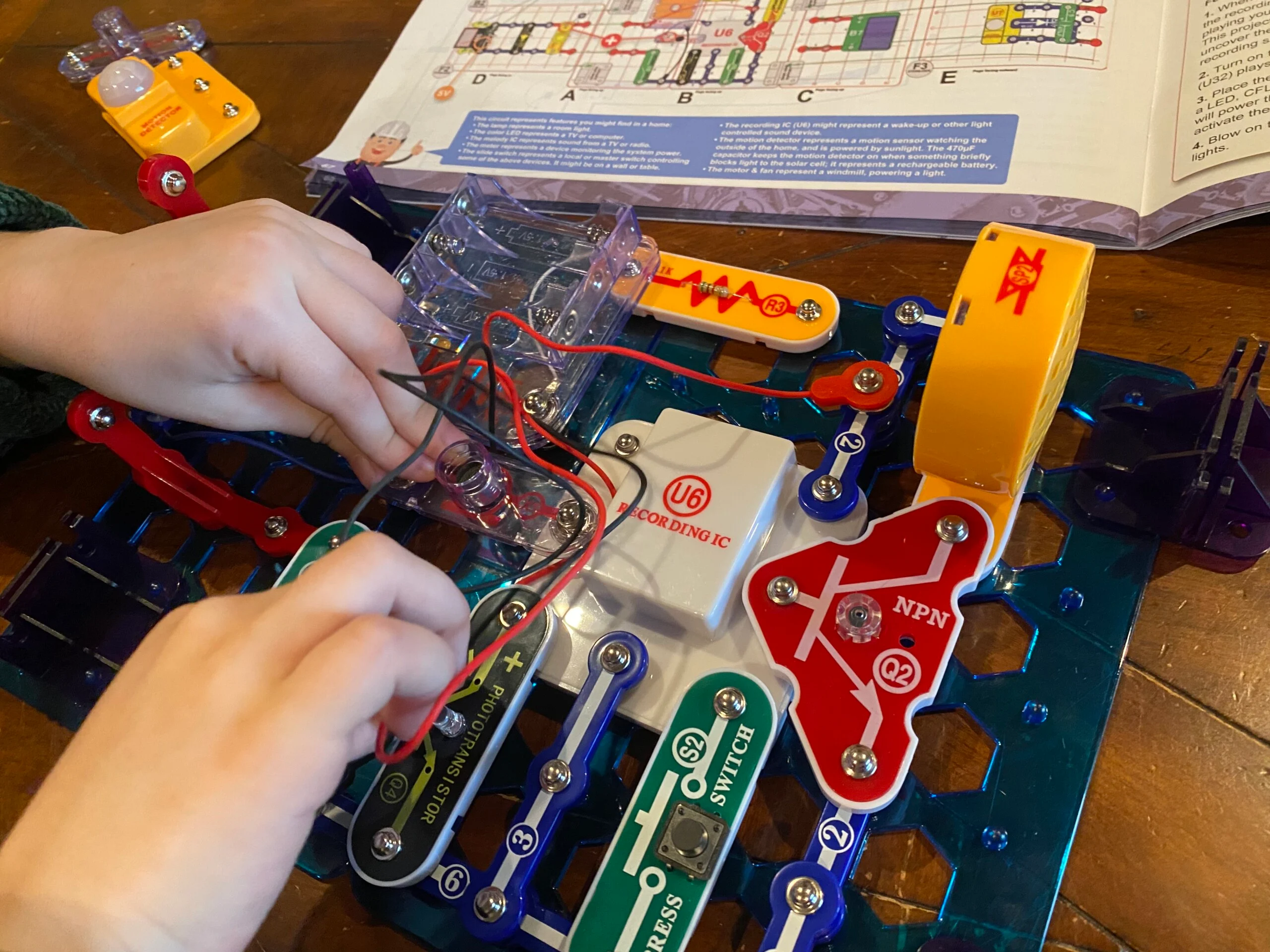 Snap Circuits Challenge