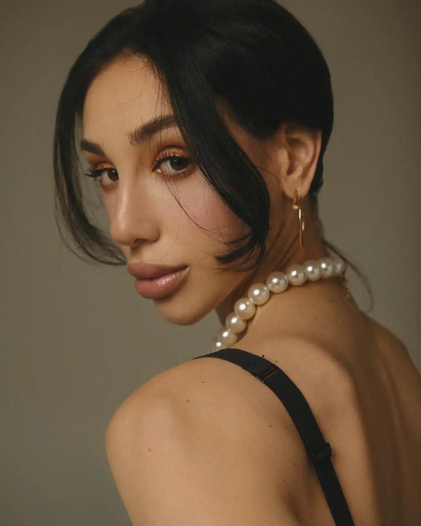 Yeva Mishalova Wallpapers Insta Fit Bio (9)