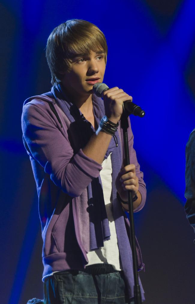 En 2008, Payne participó en “X Factor” como solista y llegó al escenario de la casa de los jueces.Ken McKay/Talkback Thames/Shutterstock
