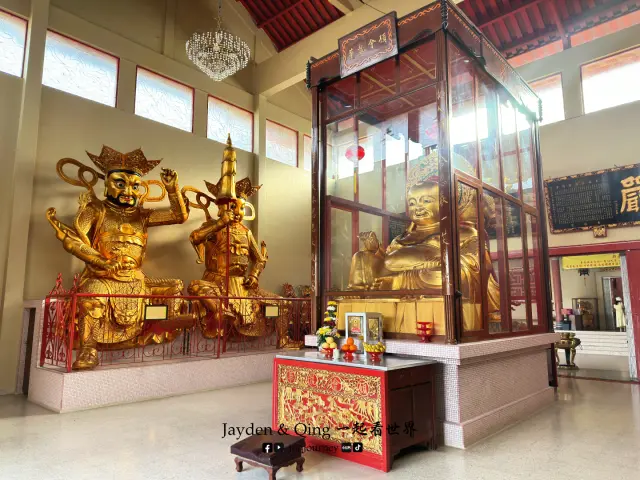 三宝万佛寺2.webp