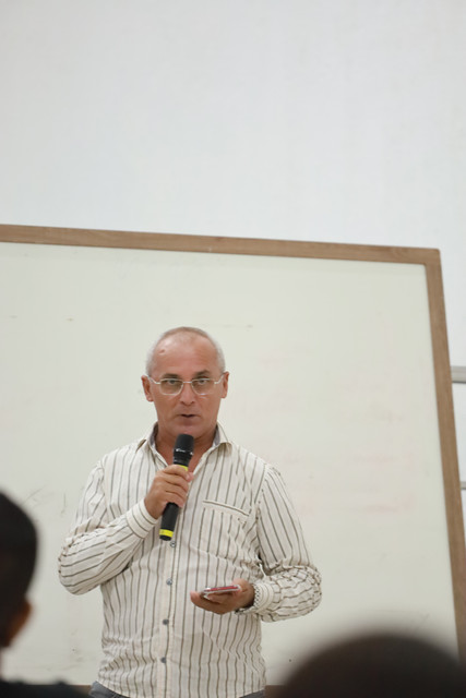 IMG-1985