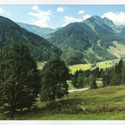 1000px-TRAVEL-734