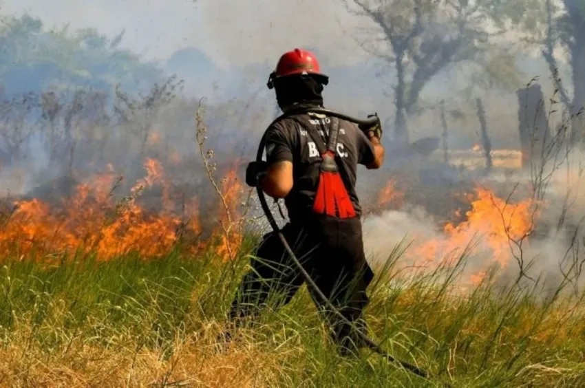 ALTAS TEMPERATURAS Corrientes en alerta por alto riesgo de incendios rurales