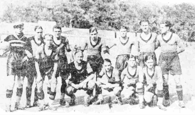 1933