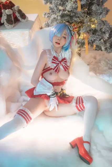 Nekokoyoshi-Rem-Xmas-30