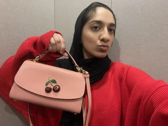 نودز لبوة هايجة تصور نودز لحبيبها وهي بتدعك كسها بسرعه اوي لحد ما تجييبهم من كتر هيجانها 15 1024x768