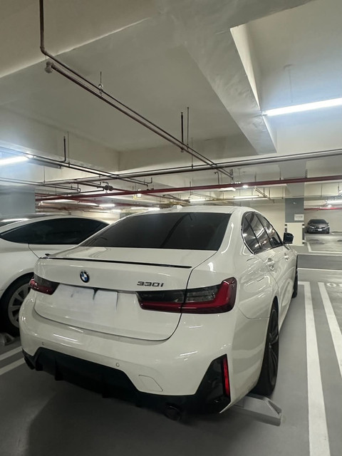 背後(碼車牌