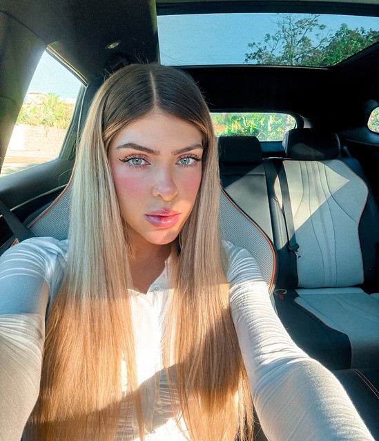 Ana-Bruna-Avila-Wallpapers-Insta-Fit-Bio-6.jpg