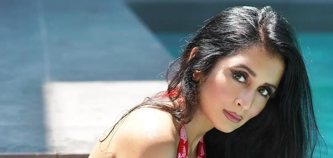 Demi Mann Wallpapers Insta Fit Bio (7)