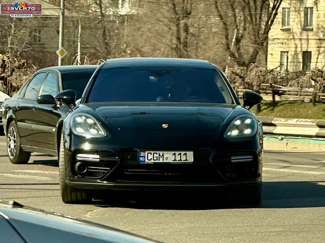 27415217.jpg