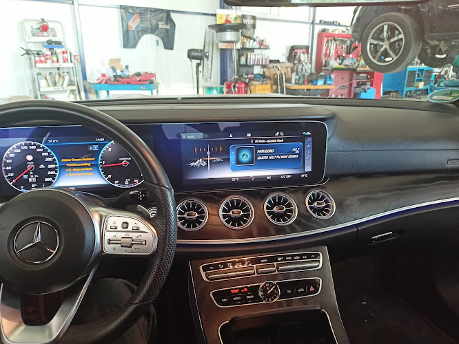 Mercedes-Benz Service