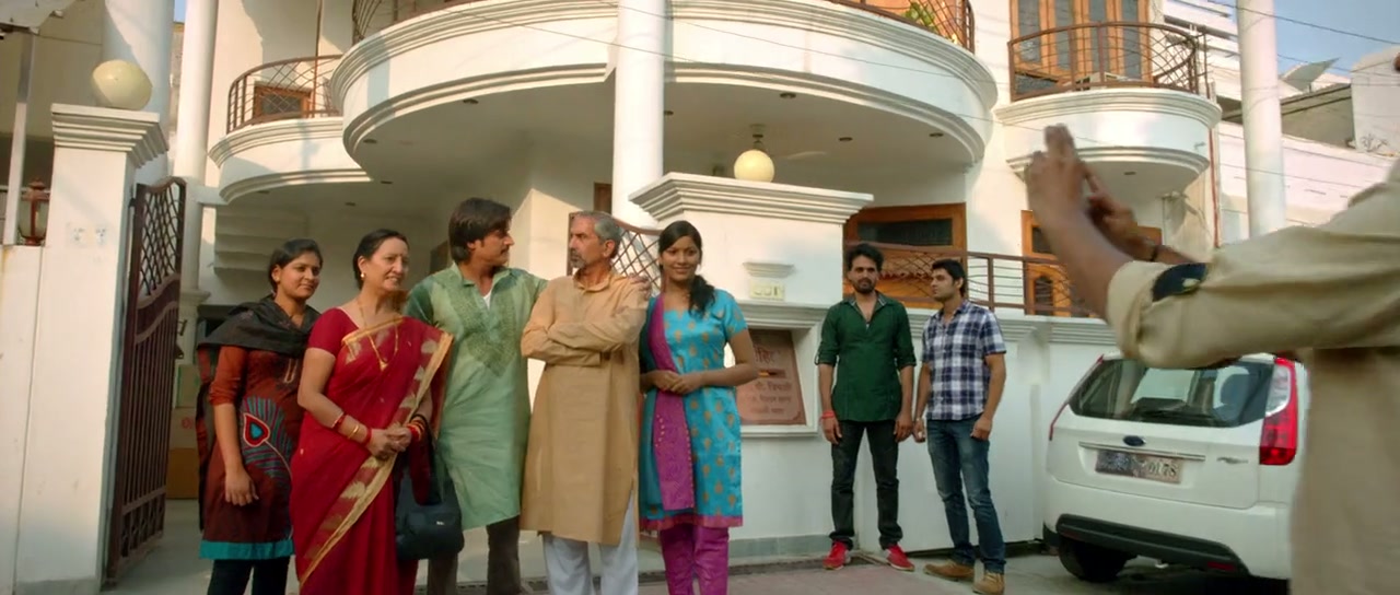 Bullett Raja Screenshot