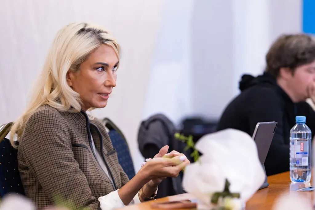 Raluca Turcan: Adrian Veștea greșește negociind cu AUR