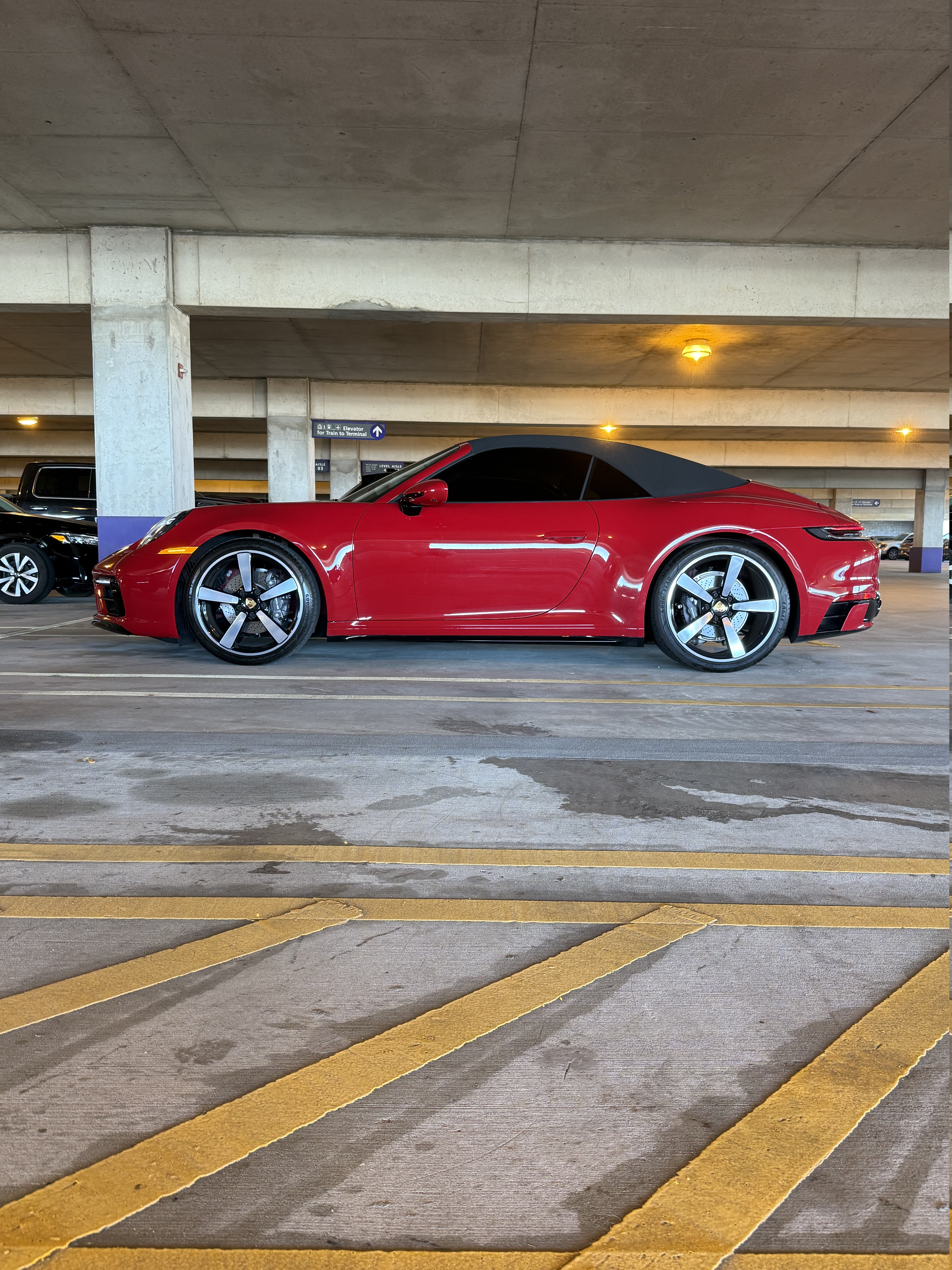 Porsche 911 Carrera Cabriolet  photo 2