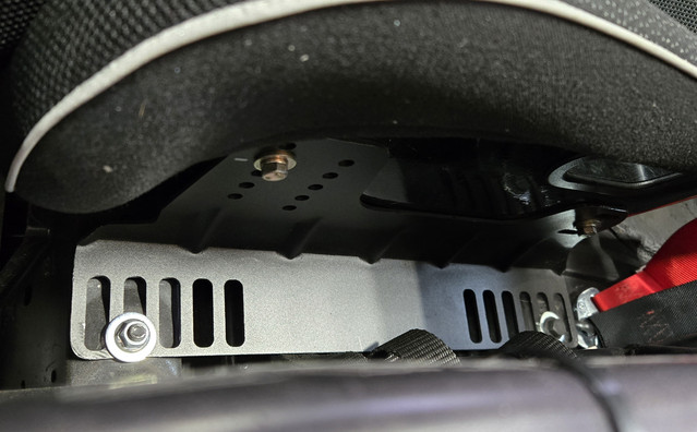 697 seat brackets.jpg