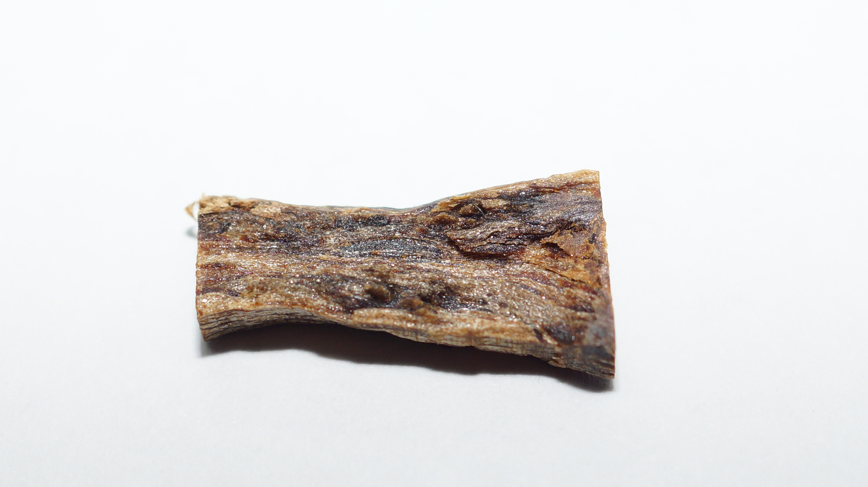 [Ouddict.com] Oud Wood