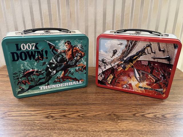 Bond Tin Totes 02.jpg