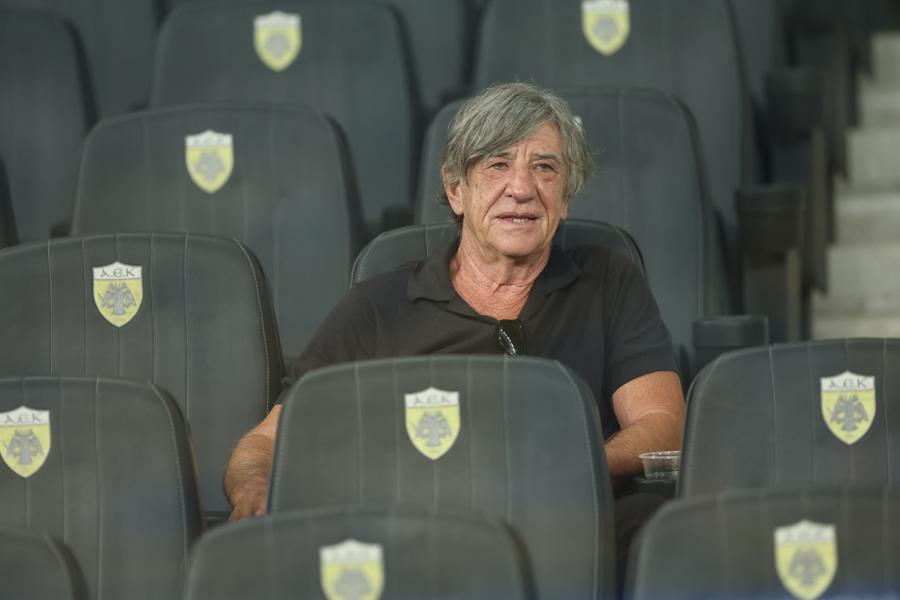 Δίπλα στην ΑΕΚ ο σπουδαίος Θωμάς Μαύρος