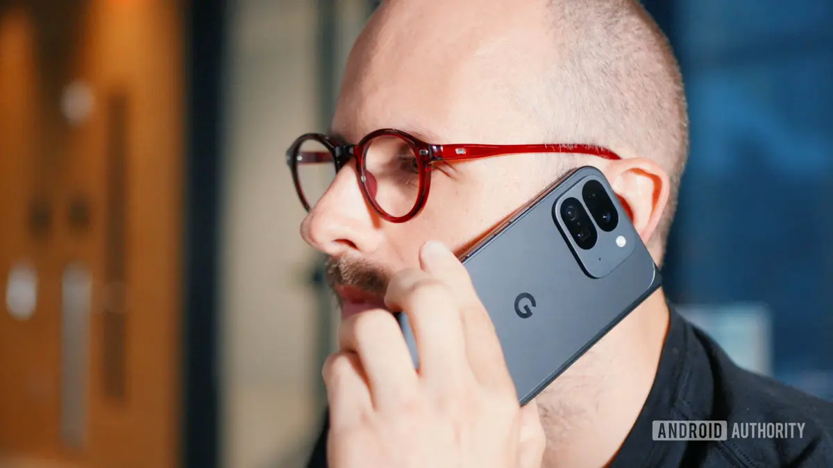 Google's Phone App to Get Cleaner SIM Picker for Dual SIM Users
