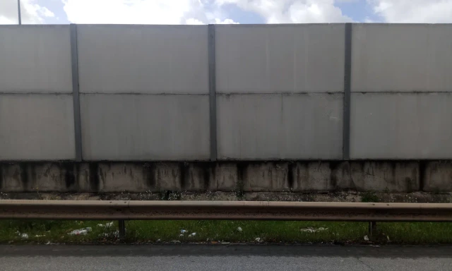 Graffiti artwork by 404