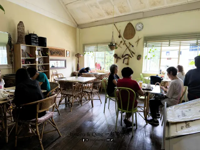 The Lord s Cafe10.webp