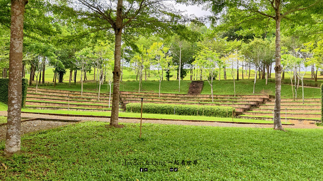 Bamboo Walk3.png