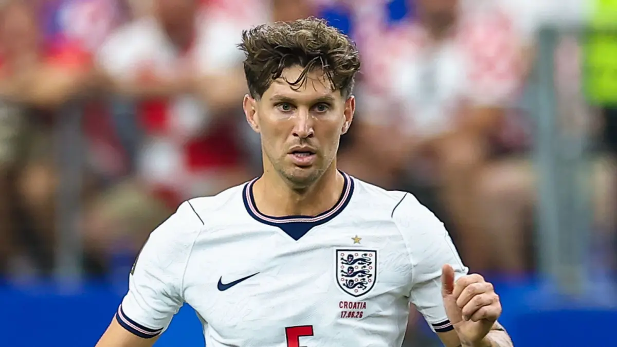 Chelsea Eyeing Free Agent Stones