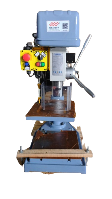 Furadeira/Rosqueadeira NR-12