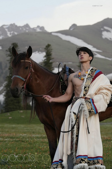 Adonis 02 20.jpg