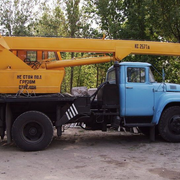 Автокран на базе ЗИЛ-130.