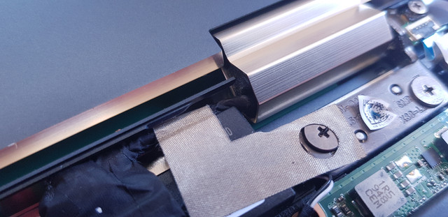 display-cable-and-hinge-right