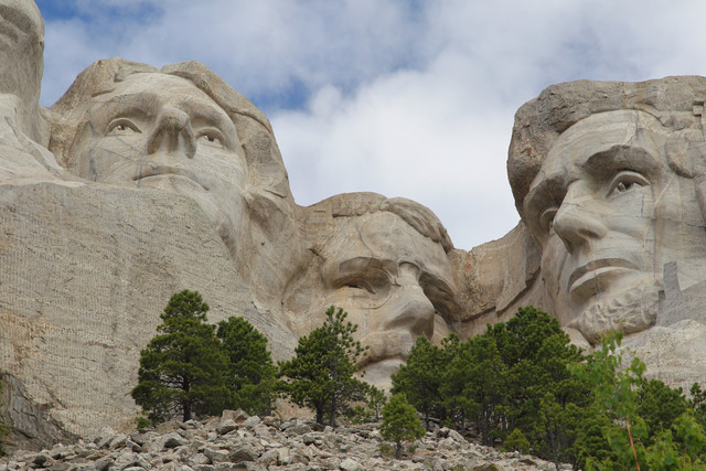 Mount-Rushmore5-Border-Maker