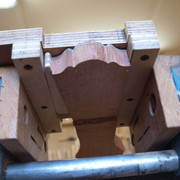 P9047081