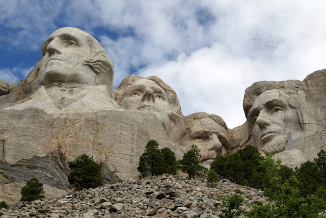 Mount-Rushmore4-Border-Maker
