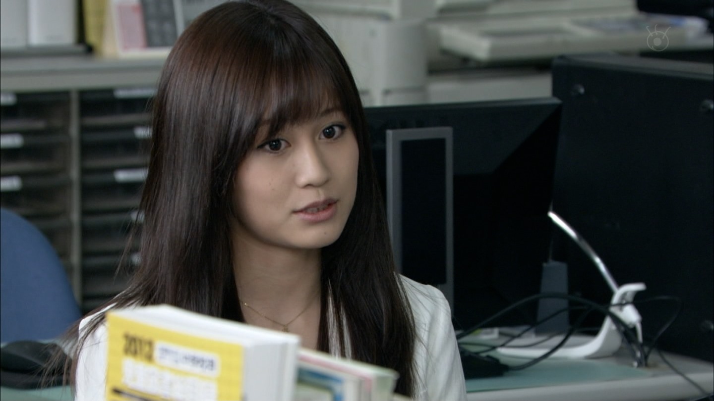 [Resim: atsuko-maeda-03.jpg]