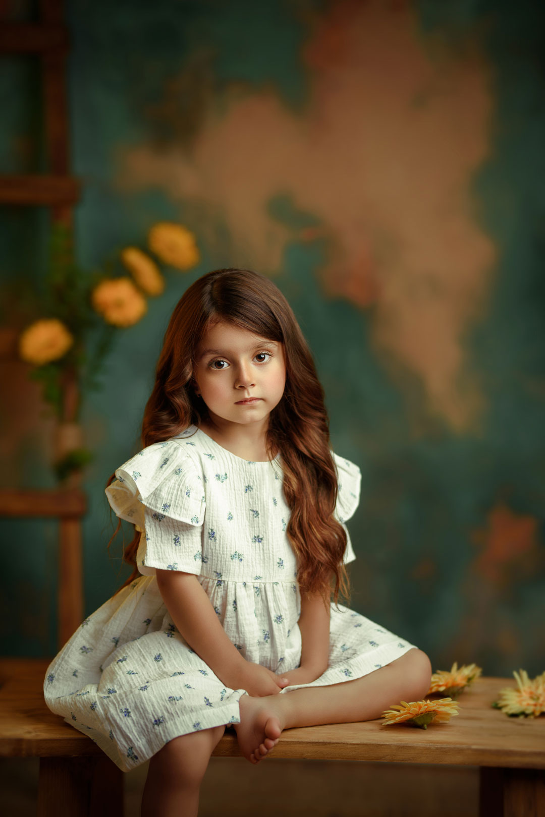 پرتره کودک و مادر در فضای مینیمال آتلیه کودک نویسا مشهد