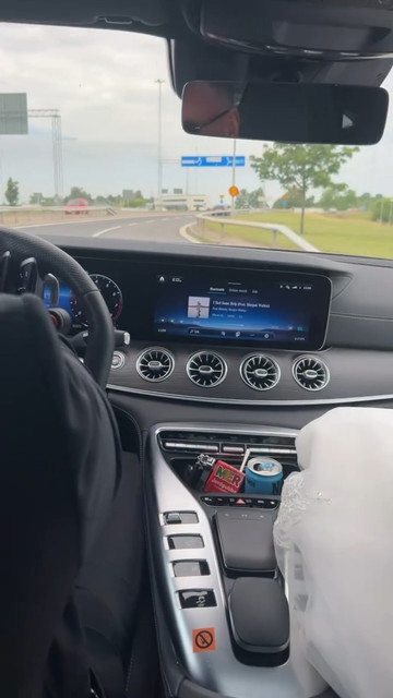Q2